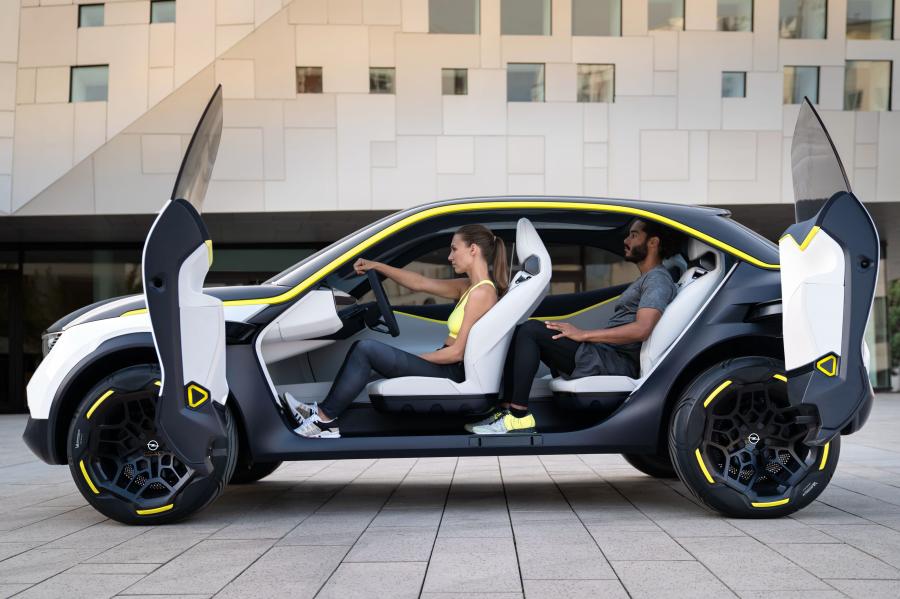  Opel GT X Experimental 2018 года  (фото 41 из 46)